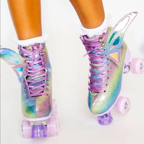🦋🆕Dolls Kill x Winx Club LIGHT UP!”Fly To Freedom”Quad Roller Skates!BNIB🛼🦋 - Picture 3 of 17